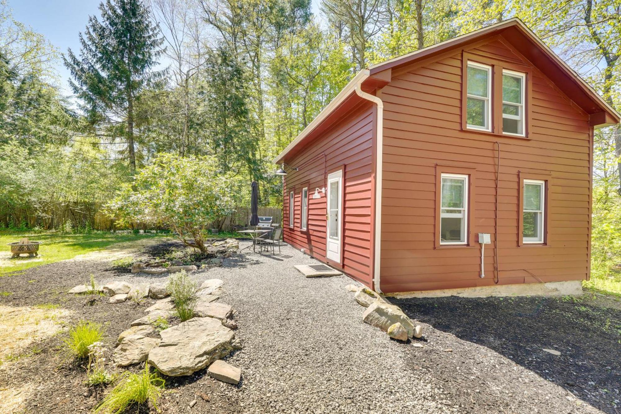 Updatedandpet-Friendly Cabin By Hikes And Woodstock! Bearsville Exterior photo